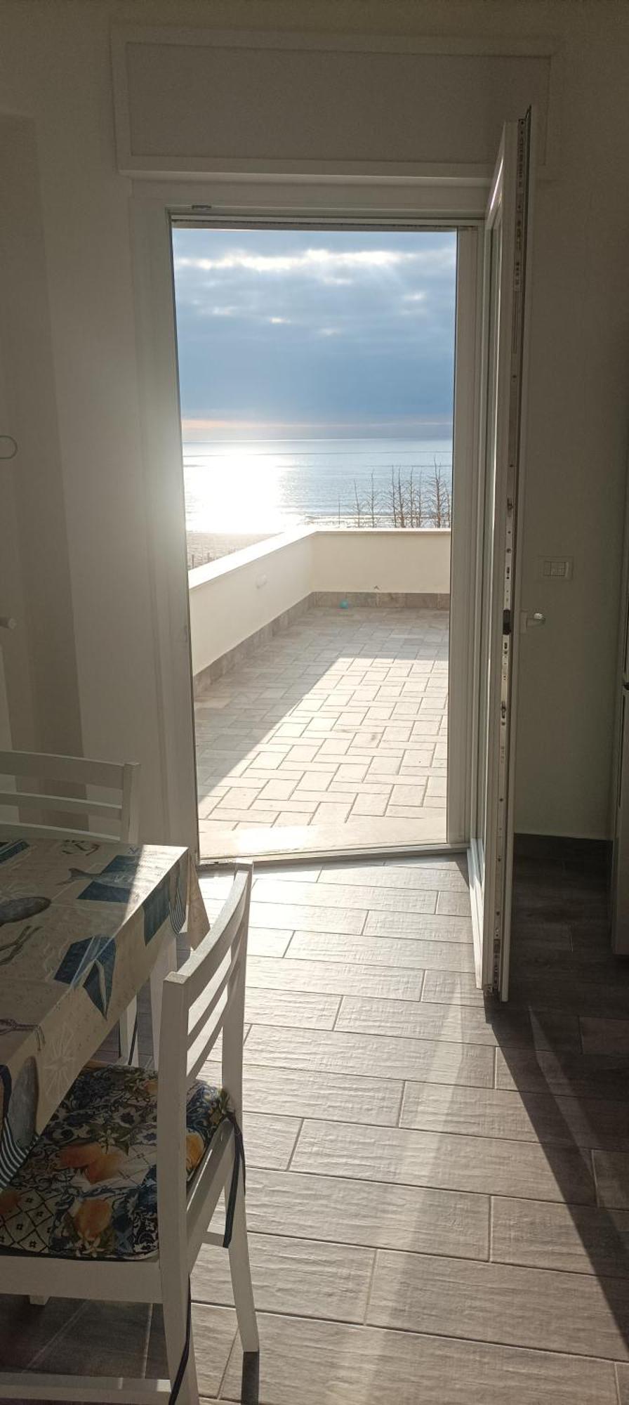 The Suite On The Beach Torvaianica Zewnętrze zdjęcie